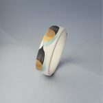 Le bracelet de porcelaine