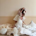 Duo d&rsquo;artistes femmes danse/performance – Spectacle vivant
