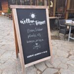 Offering murals, chalkart or window art – Arts visuels